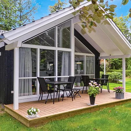 3 Bedroom In V Casa vacanze *