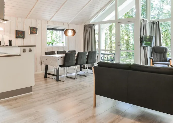 בית נופש 3 Bedroom In V אסביירג